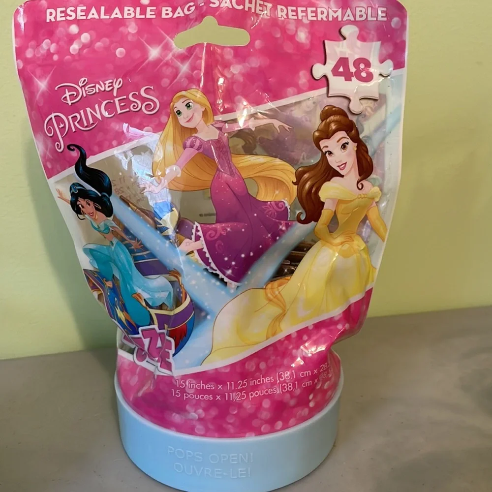 Disney princess 48 pieces puzzle.